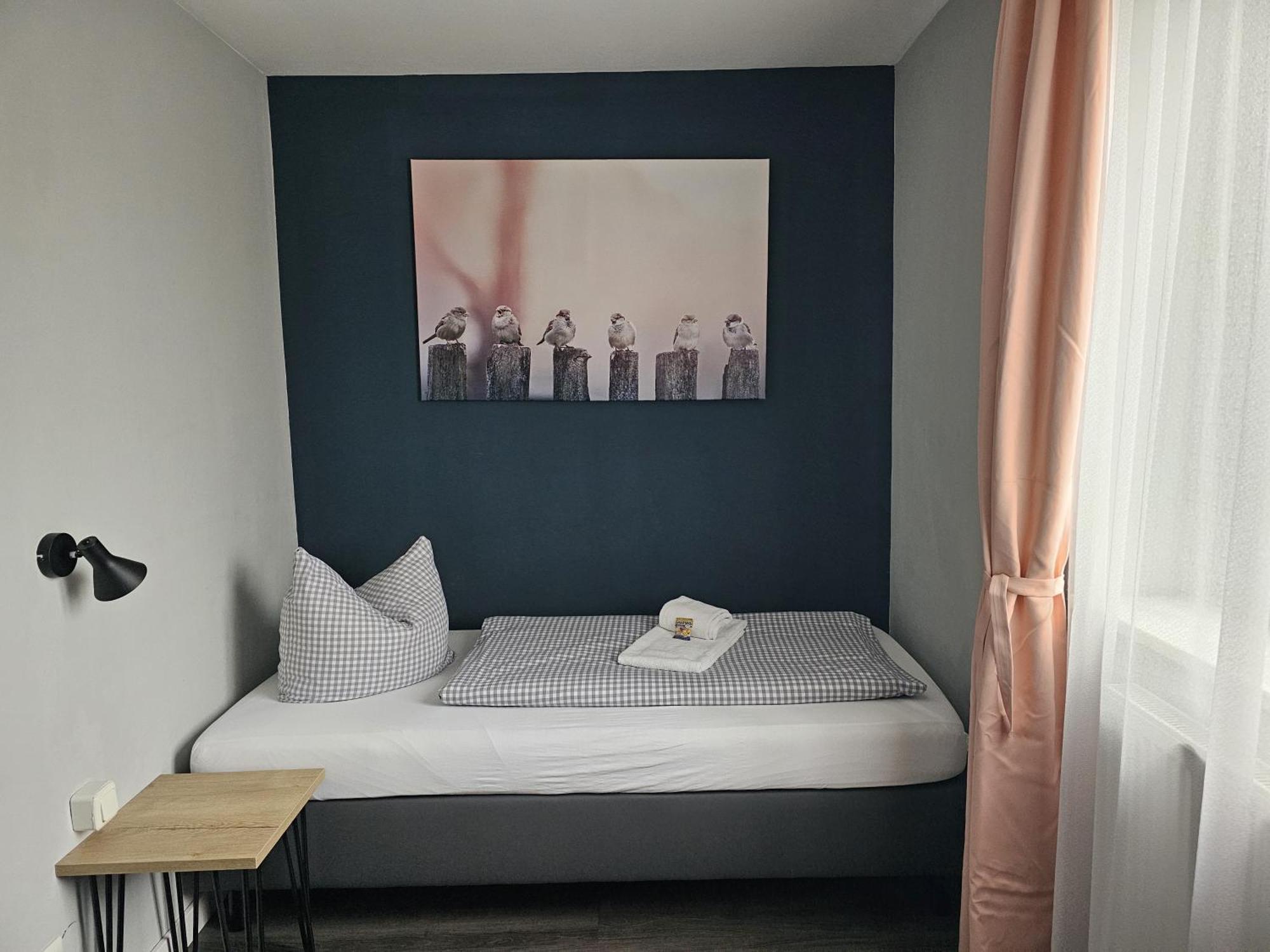 Novitel Pension Pliening - Muenchen Messe Экстерьер фото