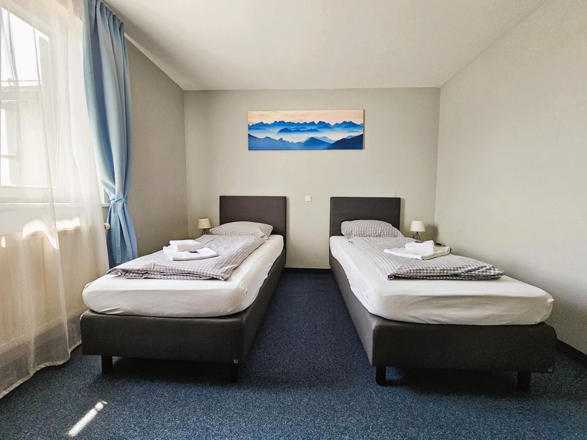 Novitel Pension Pliening - Muenchen Messe Экстерьер фото