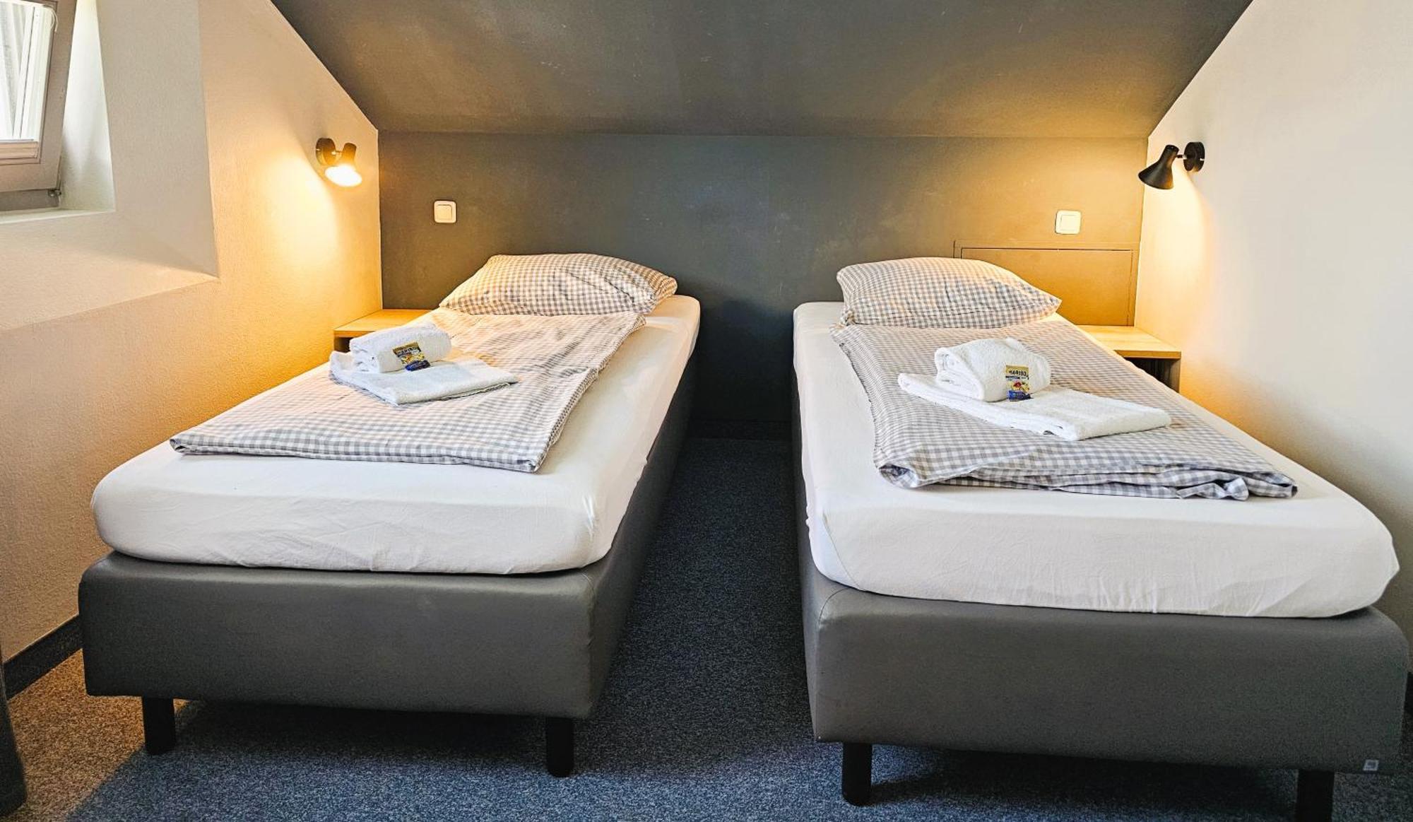 Novitel Pension Pliening - Muenchen Messe Экстерьер фото